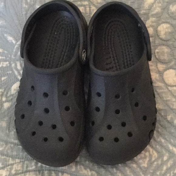 $10 crocs